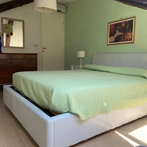 casa-tella.hotelinveneto.com/